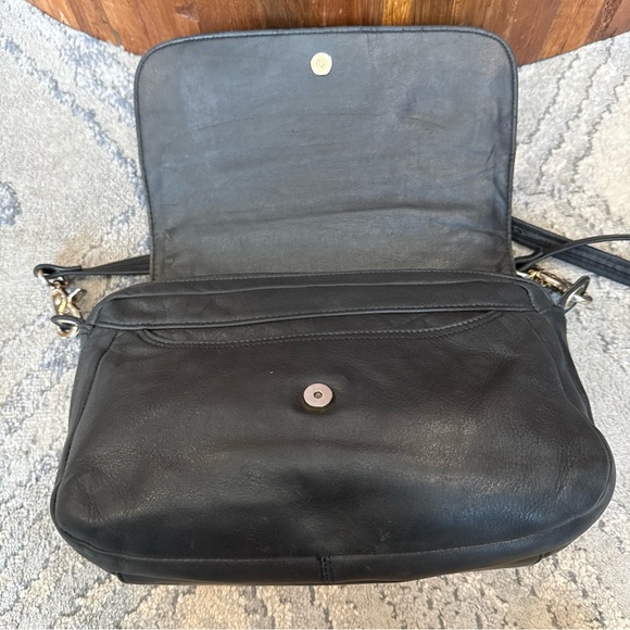 Tignanello Vintage Saddlebag Black Leather Handbag Crossbody Bag - Picture 7 of 13